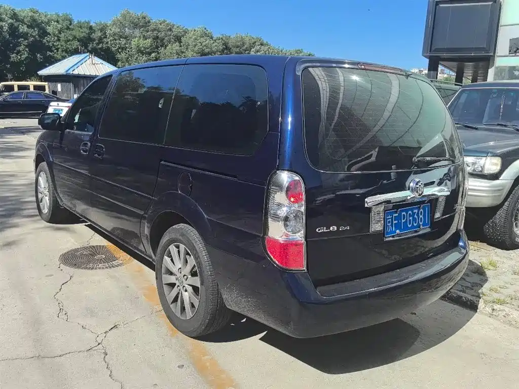 Buick GL8 2014 2.4L Classic Edition фото 3