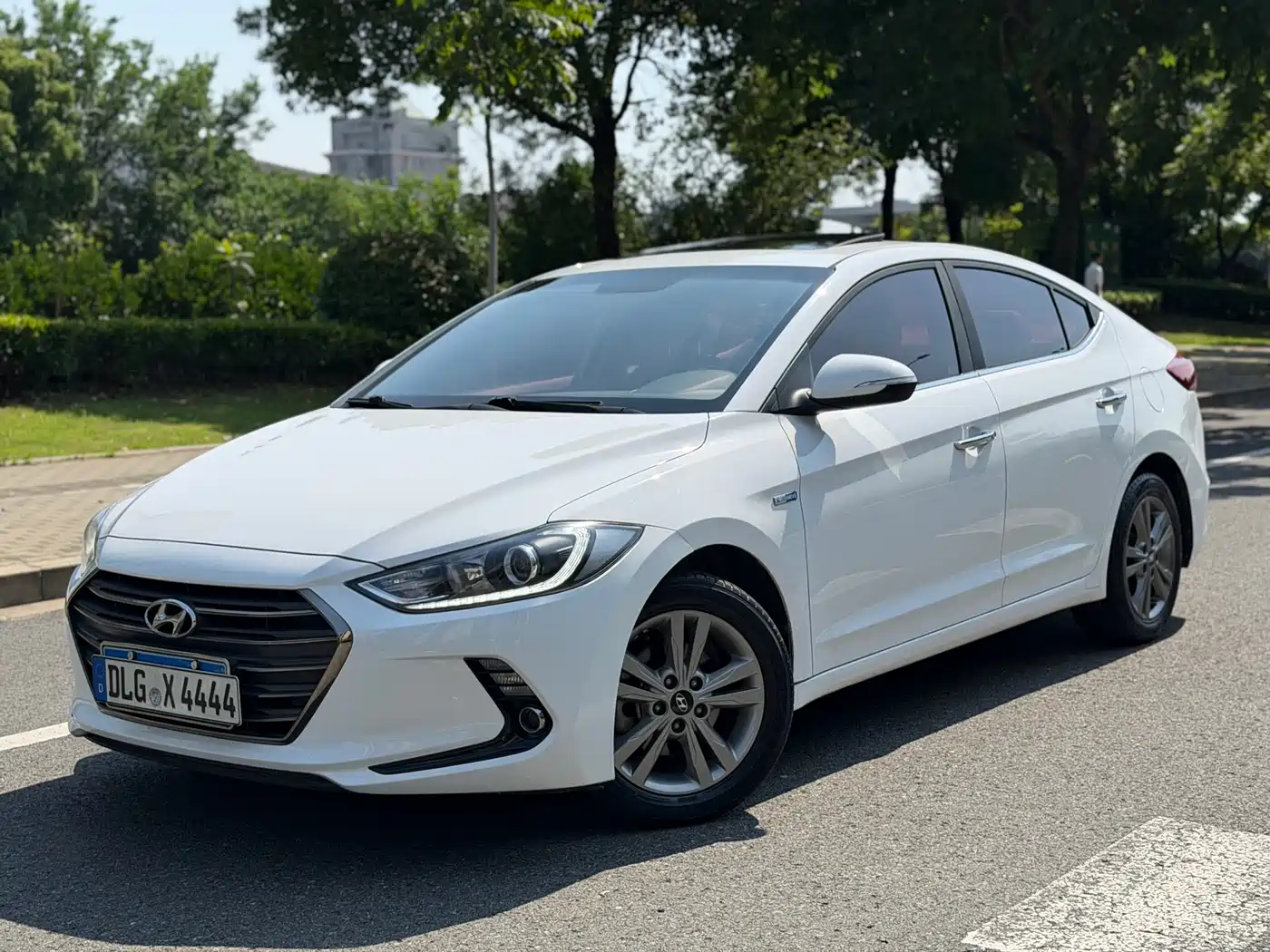 Hyundai Elantra 2016 1.4T DCT Dynamic·Elite Edition фото 5