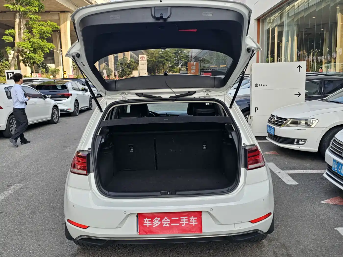 Volkswagen Golf 2020 280TSI DSG Comfort фото 16