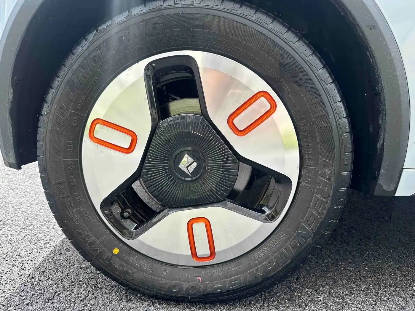 Фото 15 - Baojun KiWi EV