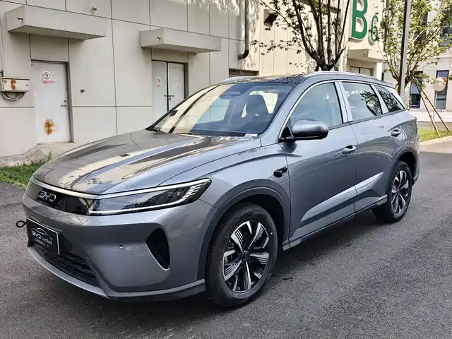 BYD Seal 05 DM-i 2025 DM-i Smart Drive Edition 75KM Premium