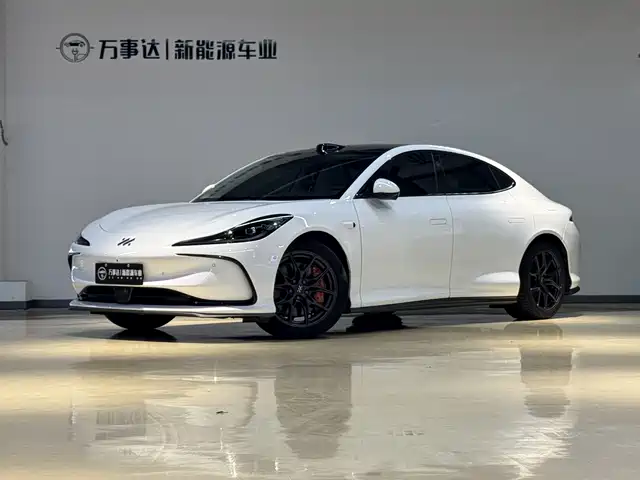 IM Motors IM L6 2025