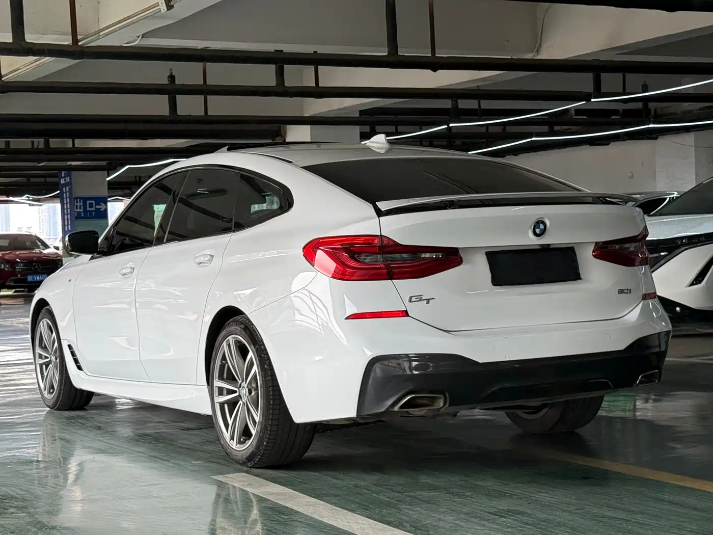 BMW 6 Series GT 2020 630i M Sport Package фото 4