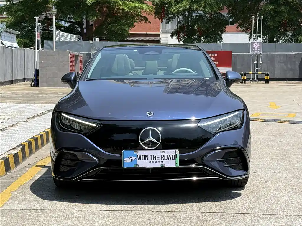 Mercedes-Benz EQE 2022 350 Pioneer Edition фото 2