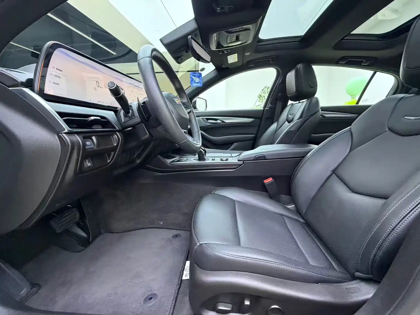 Cadillac CT5 2025 Model 28T Track Performance Edition фото 4