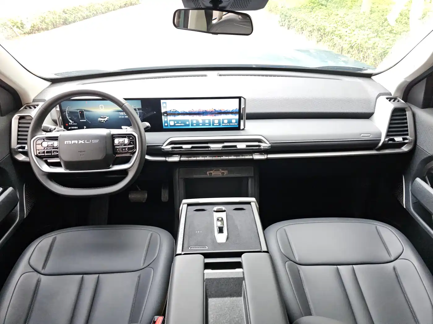 SAIC Maxus Interstellar X 2025 2.5T Luxury Edition фото 13