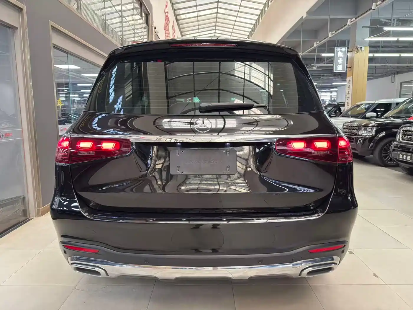 Mercedes-Benz GLS 2024 GLS 450 4MATIC Fashion Edition фото 16