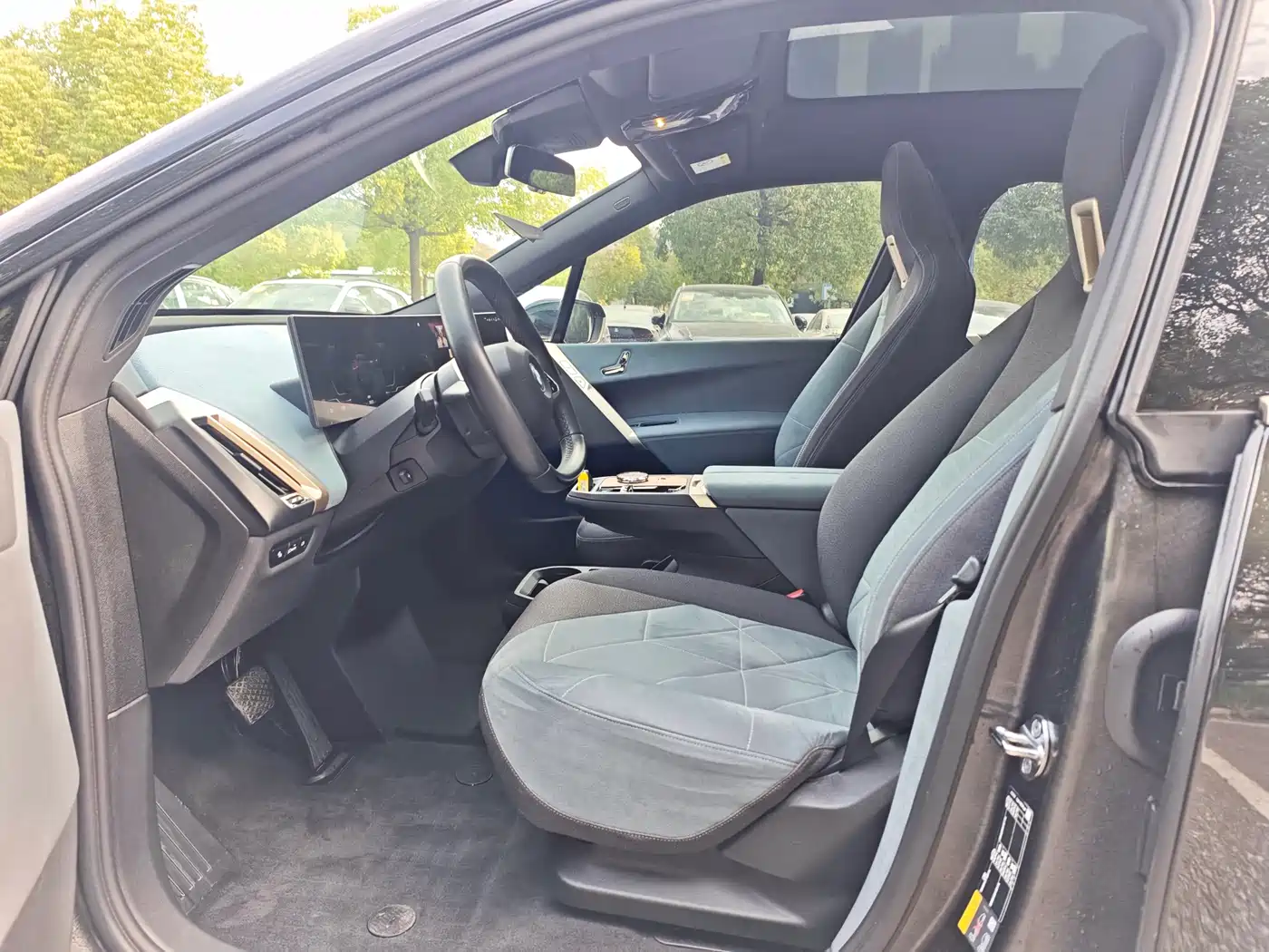 BMW iX 2022 xDrive40 фото 14