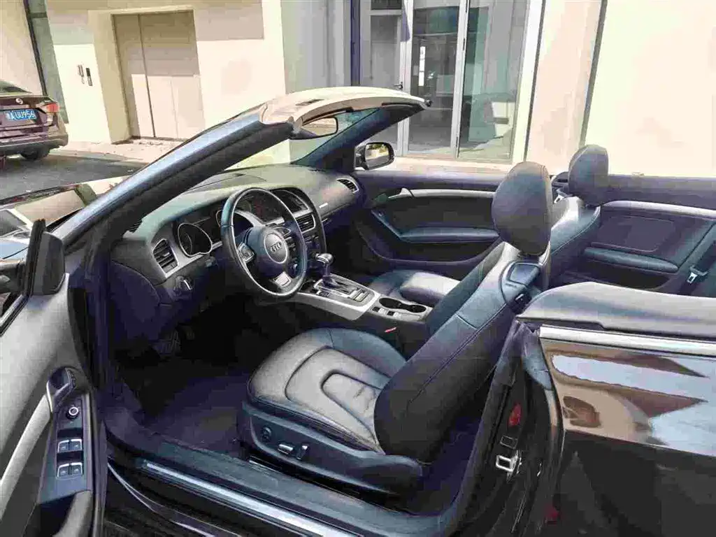 Audi A5 (Import) 2012 2.0TFSI Cabriolet фото 12