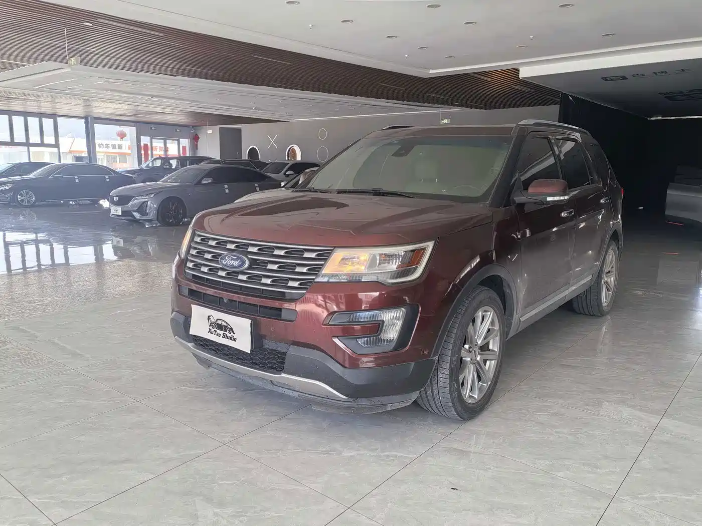 Ford Explorer (Import)