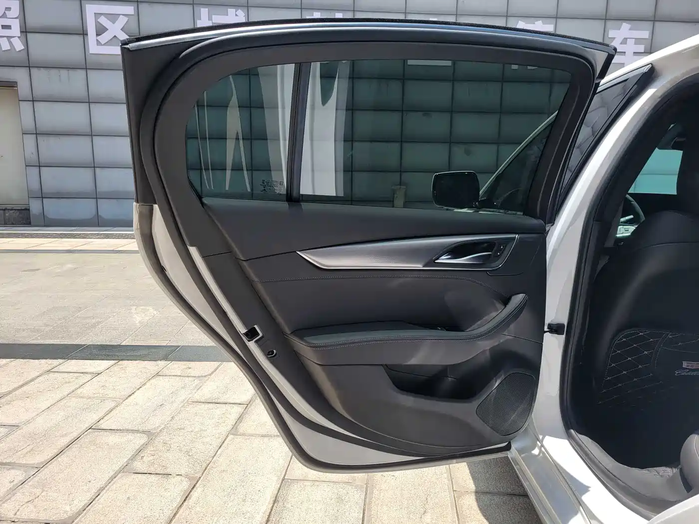 Cadillac CT5 2025 Model 28T Urban Sport Edition фото 27