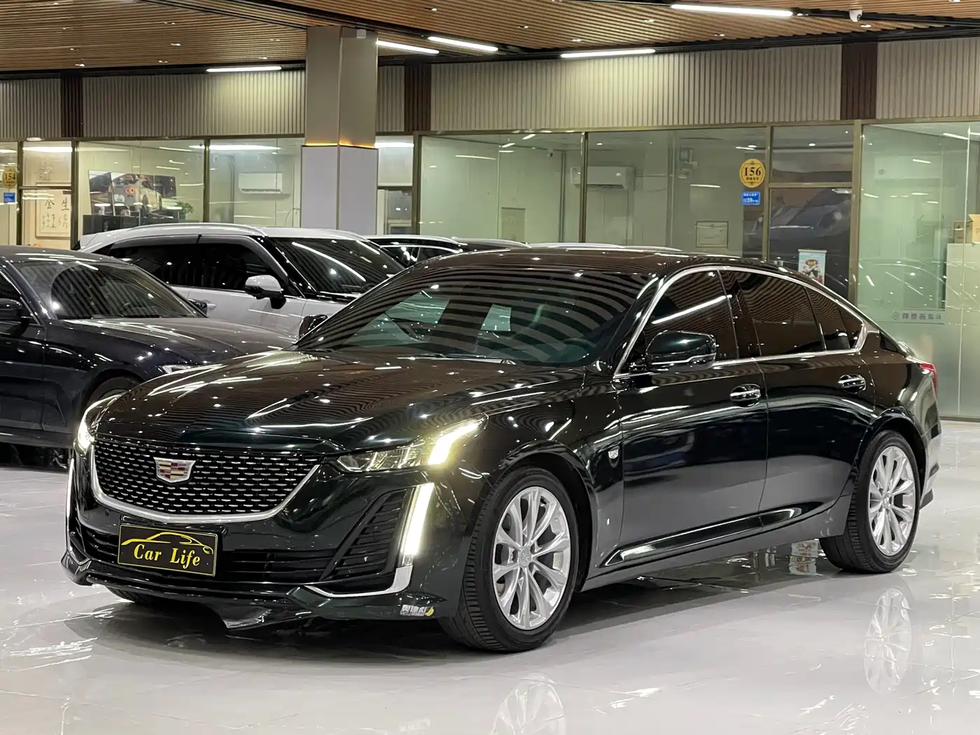CADILLAC CT5