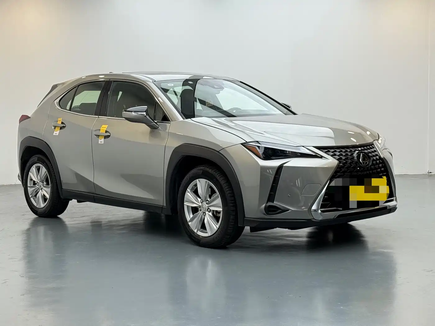 Lexus UX 2021 2020 260h Explore Fun Edition