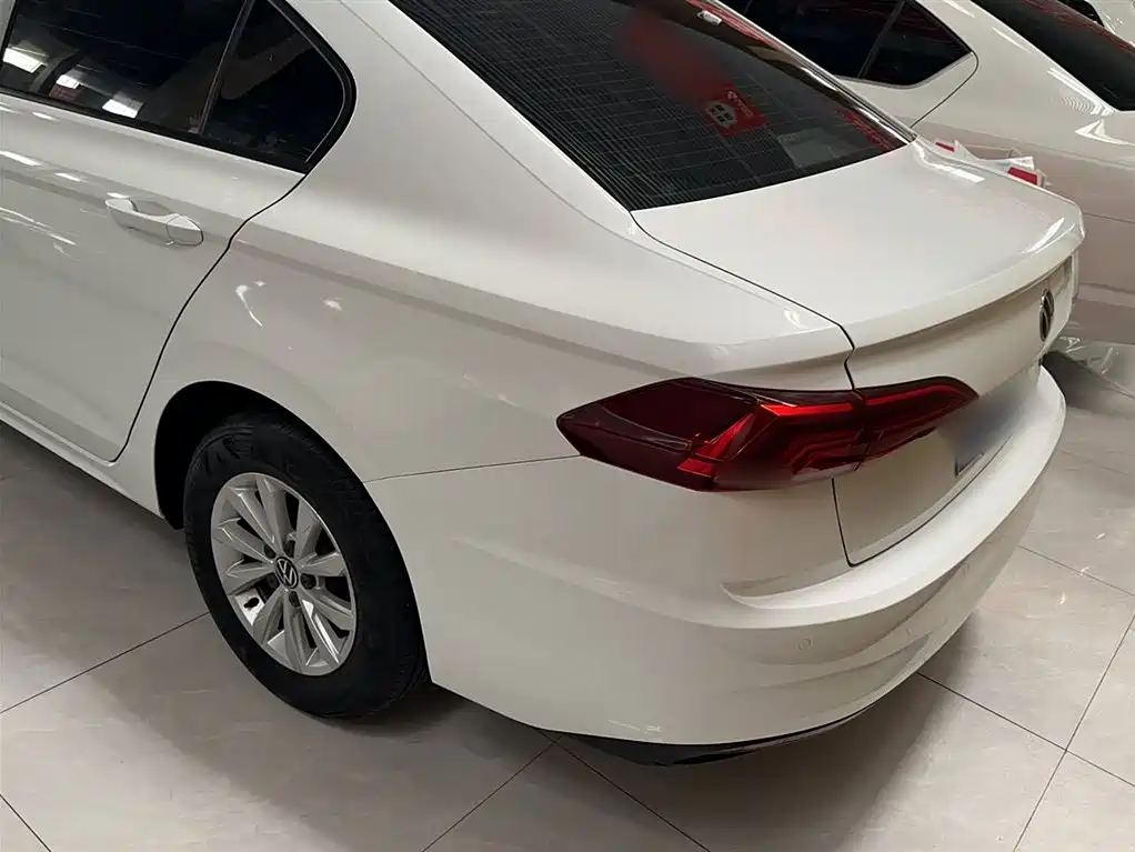 Volkswagen Bora 2021 1.5L Manual Fashion Smart Edition фото 13