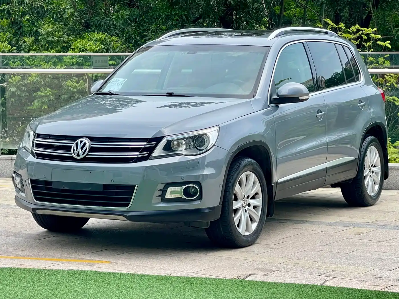 Volkswagen Tiguan 2012 2.0TSI Automatic 4WD Flagship Edition