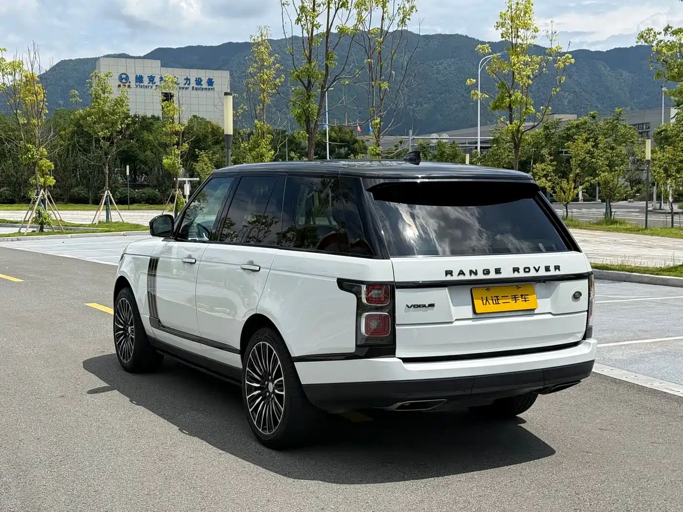 Фото 5 - Land Rover Range Rover
