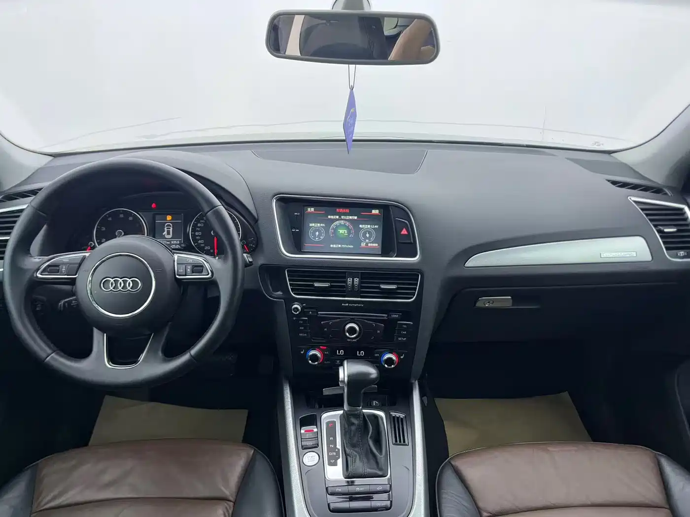 Audi Q5 2016 40 TFSI Technology Model фото 6