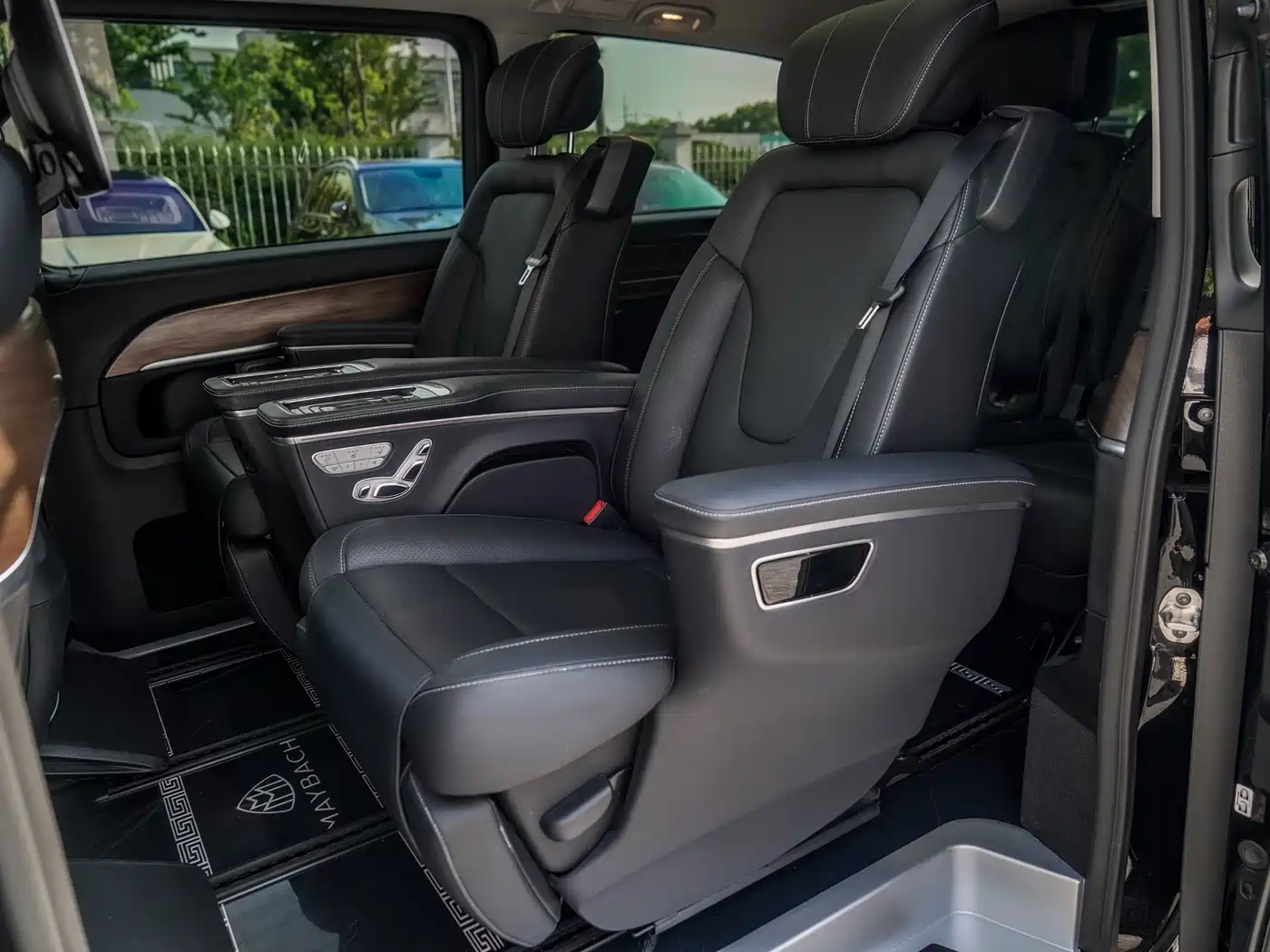Mercedes-Benz V-Class 2022 V 260 Prestige Edition фото 13