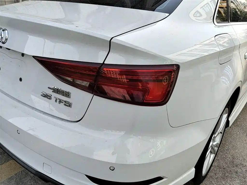 Audi A3 2019 Limousine 35 TFSI Fashion China V фото 8