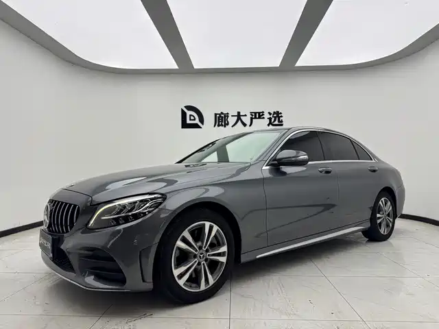 Mercedes-Benz C-Class 2020