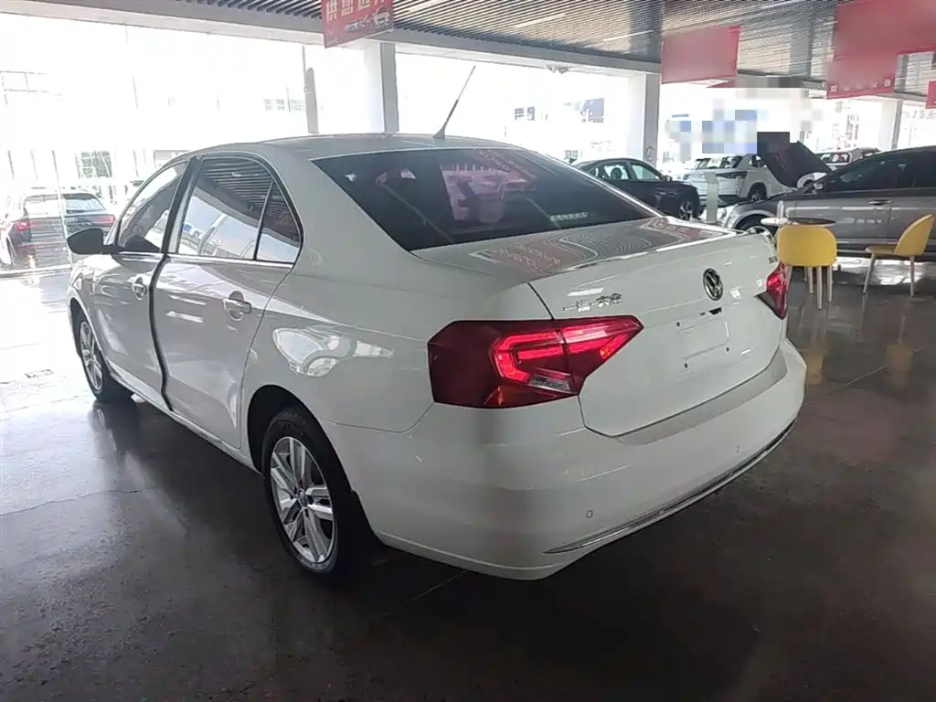 Volkswagen Jetta 2017 1.4L Manual Comfort фото 5