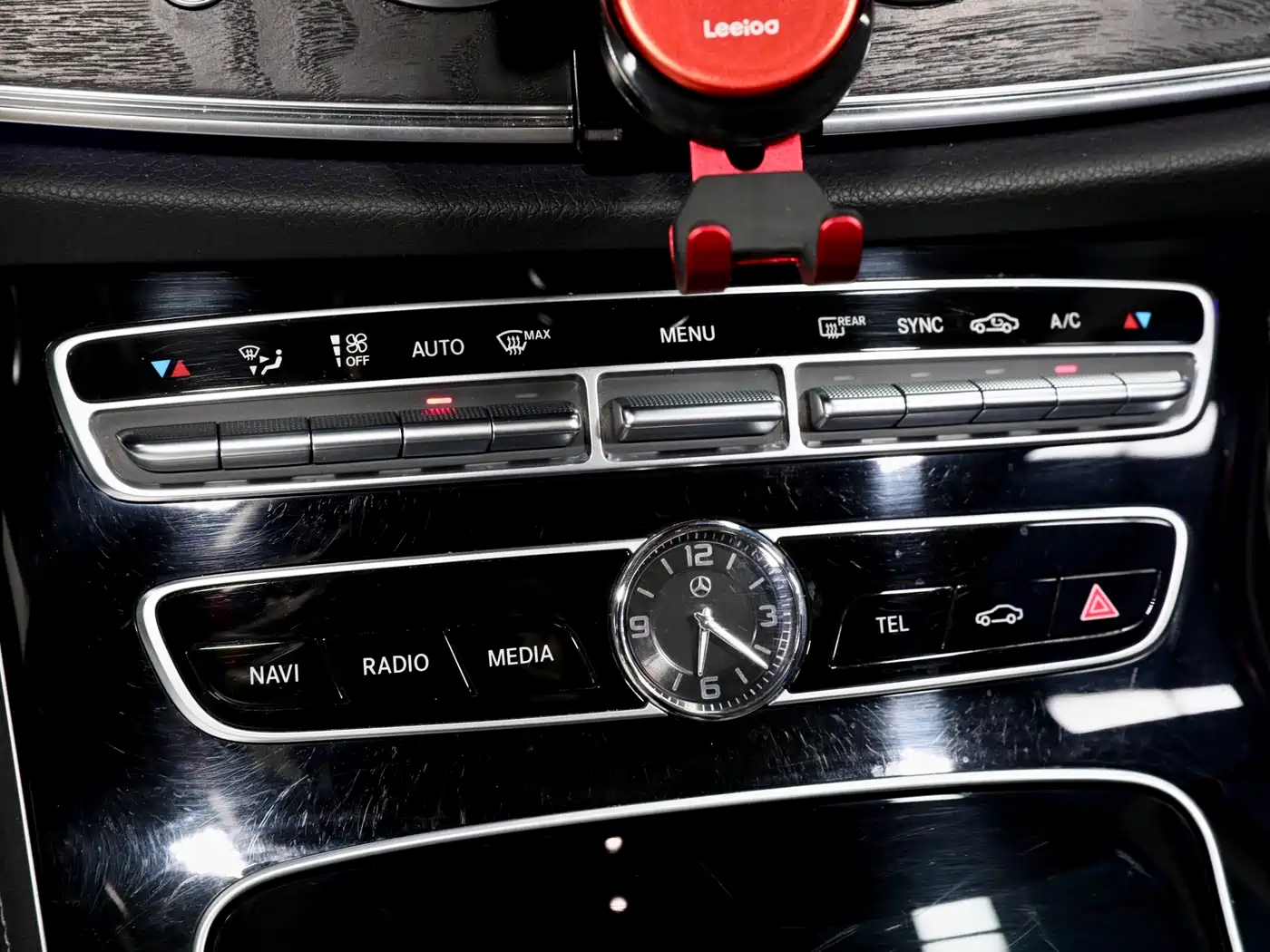 Mercedes-Benz E-Class 2017 E 320 L Sport 4MATIC фото 16