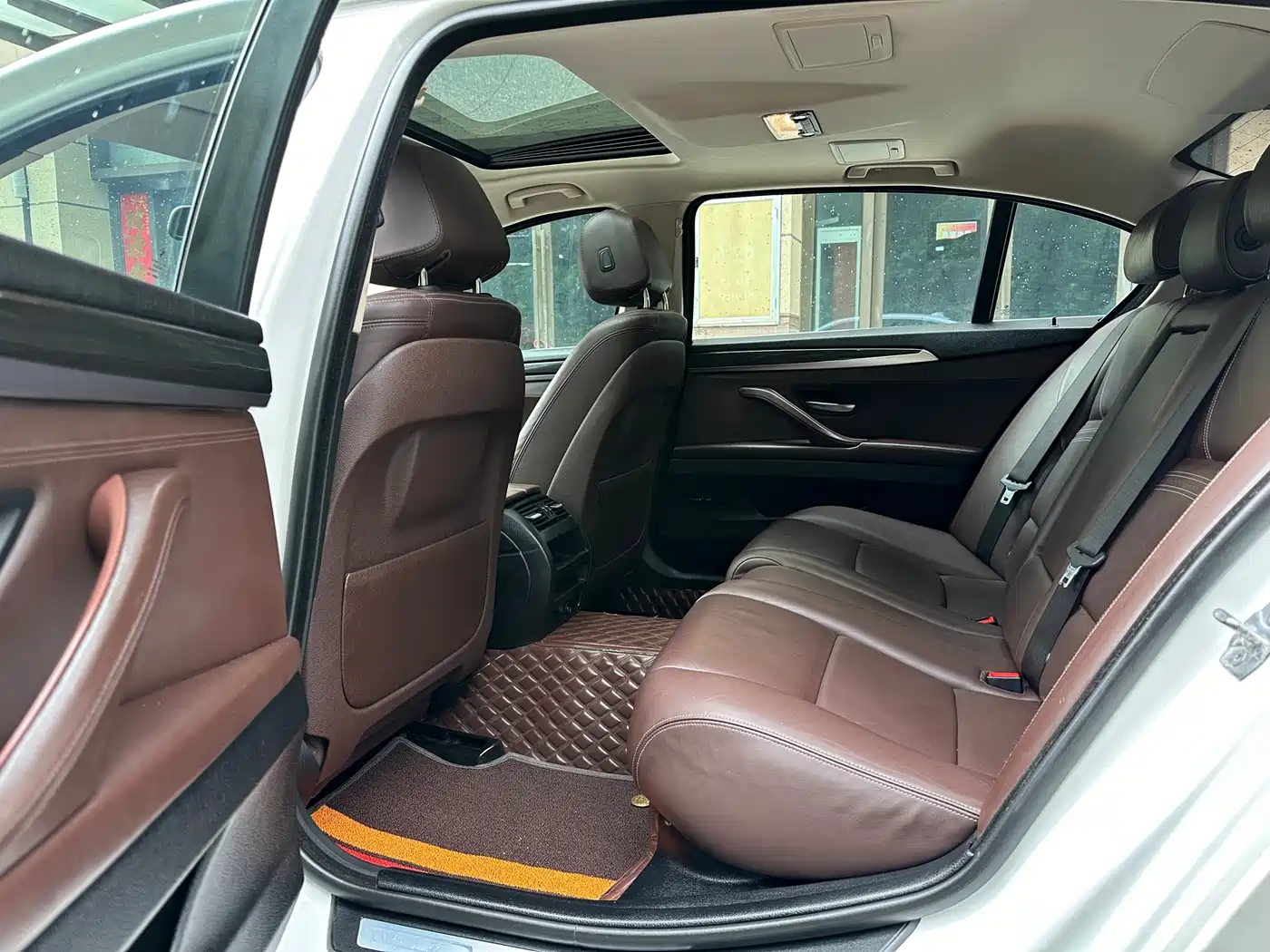 BMW 5 Series 2014 525Li Luxury Design Package фото 10