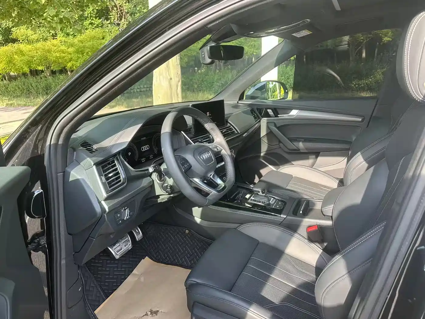 Audi Q5L 2024 Model 40 TFSI Luxury Dynamic фото 5