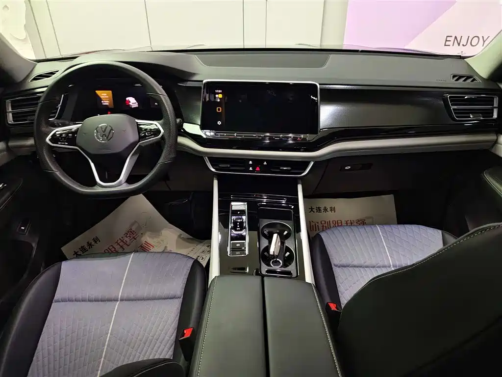 Volkswagen Teramont 2023 Facelift 330TSI FWD Luxury Edition фото 12