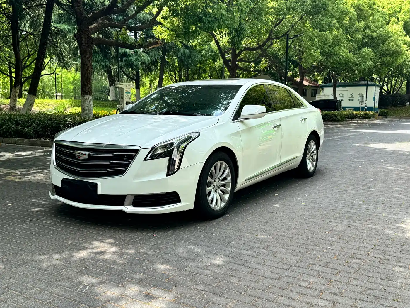 Cadillac XTS 2018 28T Luxury Model