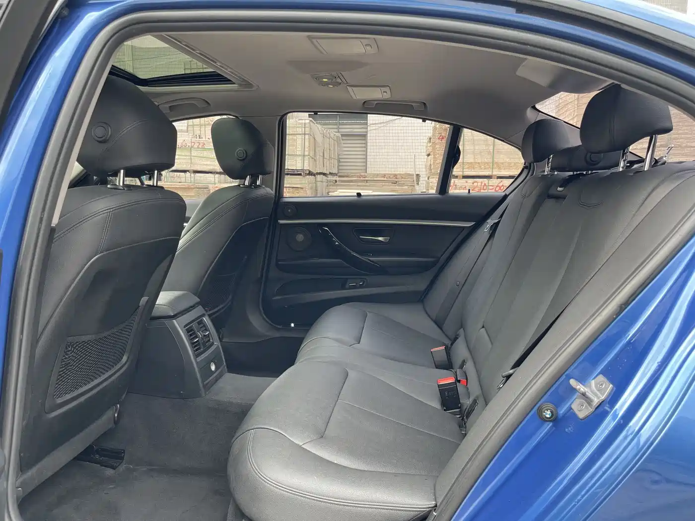 BMW 3 Series 2018 320Li M Sport Black Night Edition фото 5