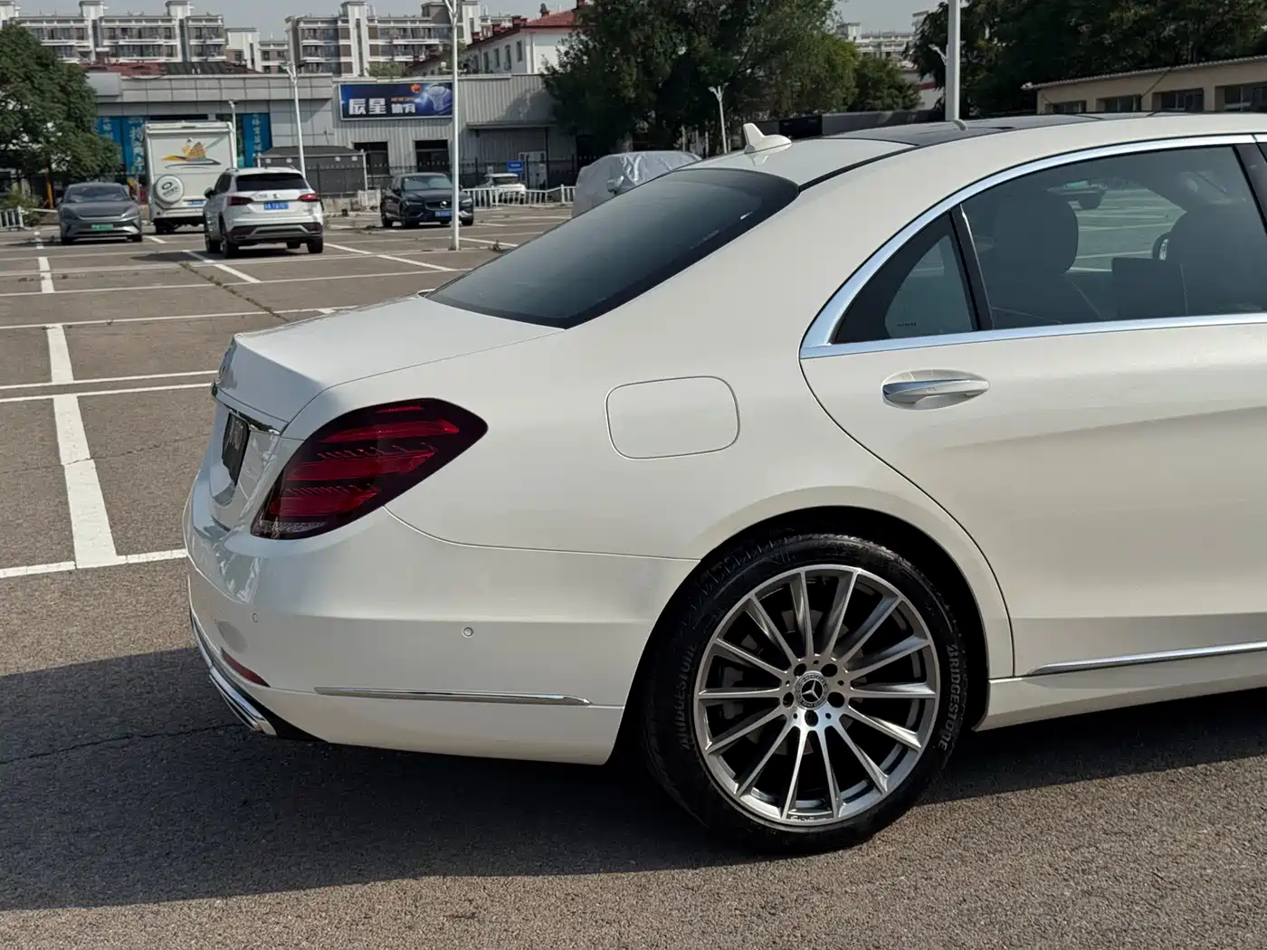 Mercedes-Benz S-Class 2018 S 320 L фото 10