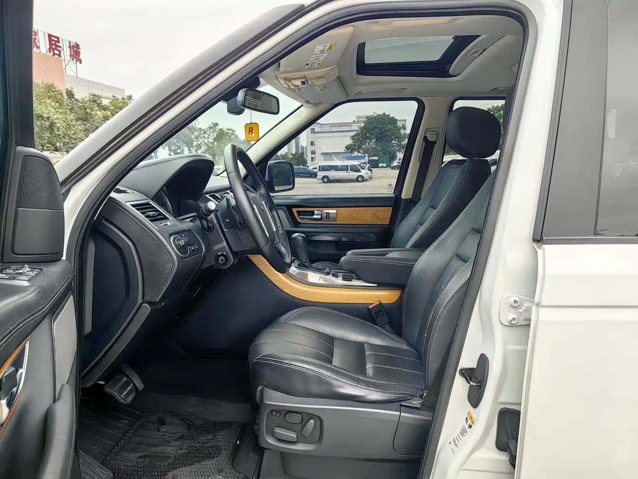 Land Rover Range Rover Sport 2012 5.0 SC V8 Fengshang Genesis Edition фото 17