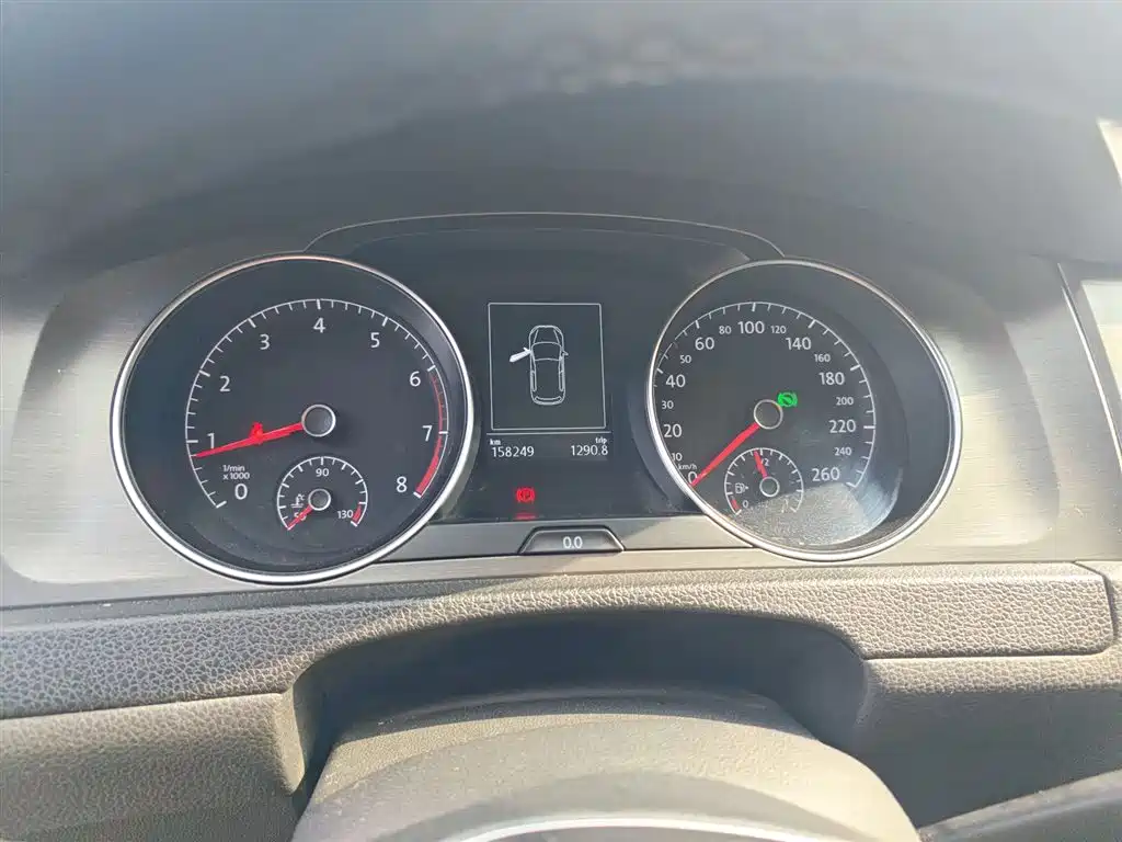 Volkswagen Golf 2015 1.4TSI Automatic Comfort фото 8