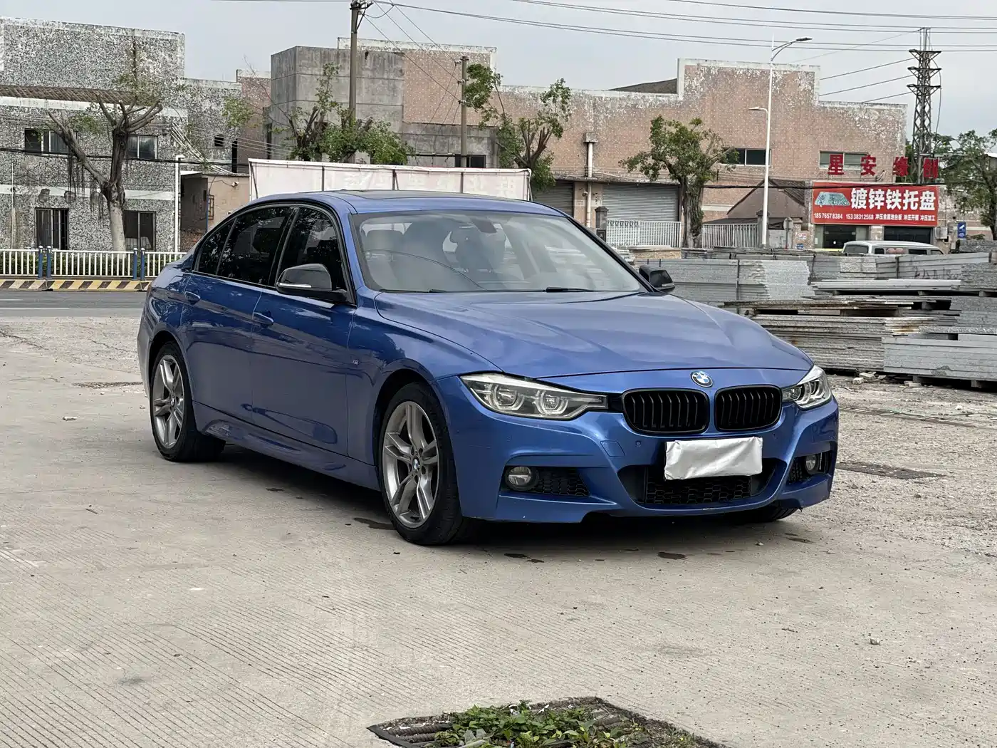 BMW 3 Series 2018 320Li M Sport Black Night Edition фото 3