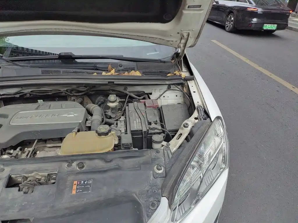 Chevrolet Trax 2014 1.4T Automatic 2WD Comfort фото 21