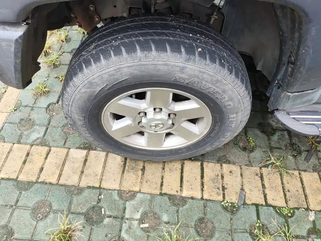BAIC ORV Beijing Offroad BJ40 2017 2016 Model 40L 2.0T Manual 2WD Luxury