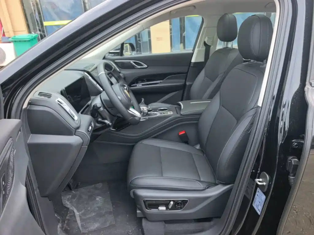 Hongqi HS3 PHEV 2026 2025 PHEV 117km Power PLUS Edition