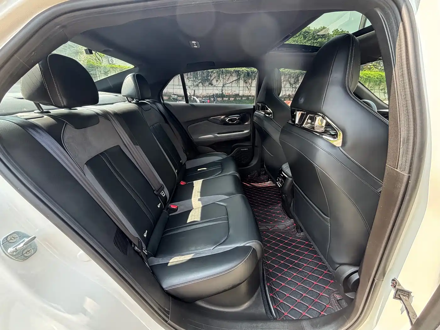 GAC Trumpchi Trumpchi Emkoo 2023 400T Automatic R PRO фото 10