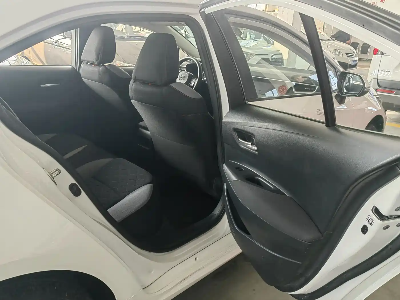 Toyota Corolla 2021 1.2T S-CVT Elite PLUS Edition фото 16