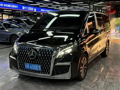 Mercedes-Benz V