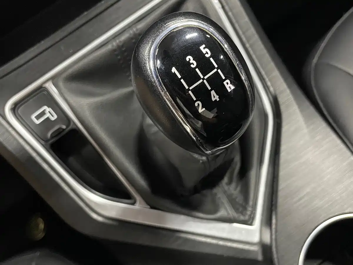Geely Vision 2021 2020 1.5L Manual Asian Games Edition