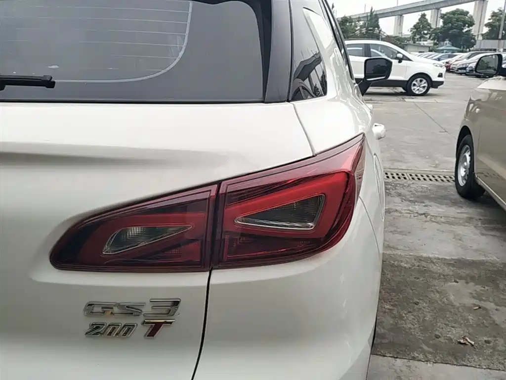 GAC Trumpchi Trumpchi GS3 2017 200T Automatic Elite фото 8