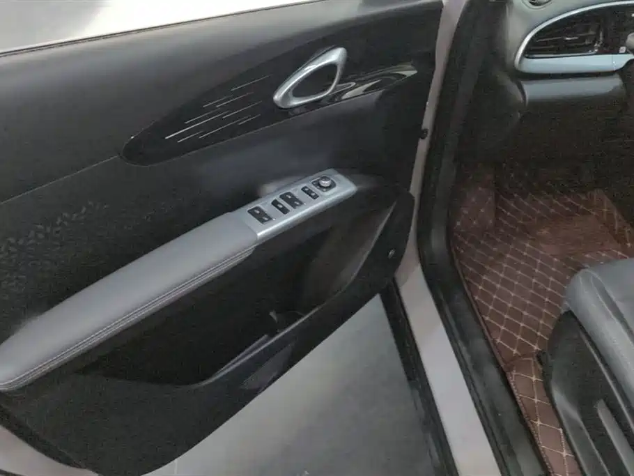 Geely Galaxy Starry Wish 2026 Edition 310km Youth Version фото 7