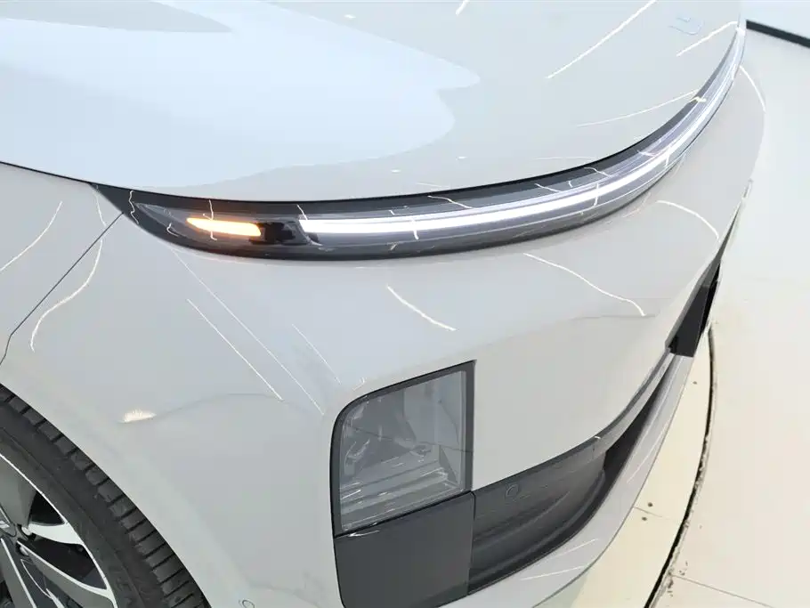 Li Auto IDEAL L6