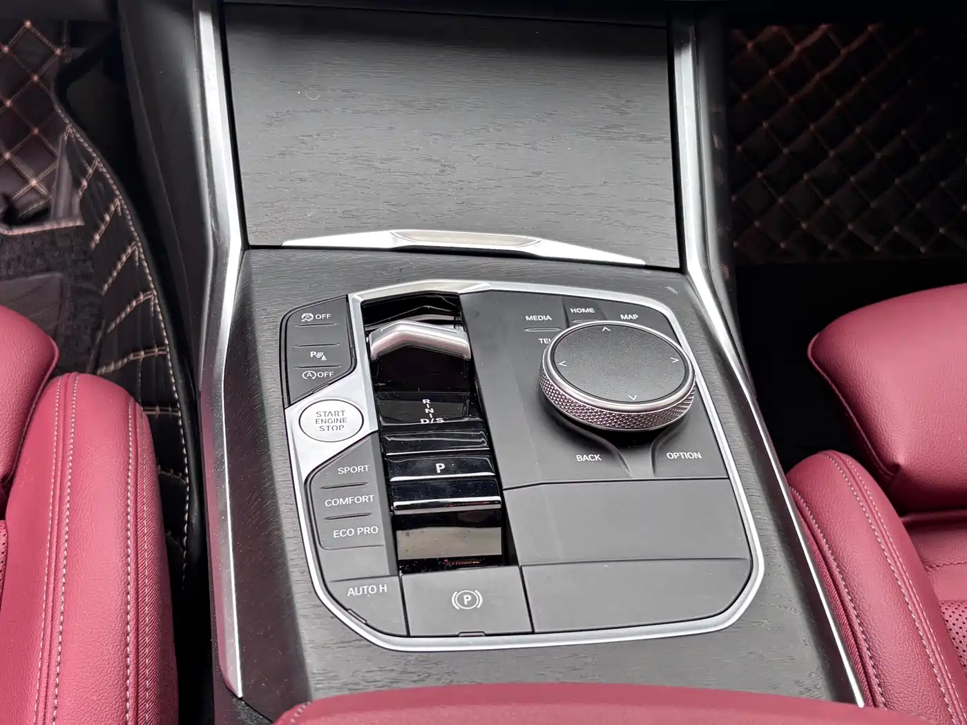 BMW 3 Series 2024 325i M Sport Package фото 7