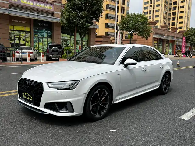 AUDI A4L