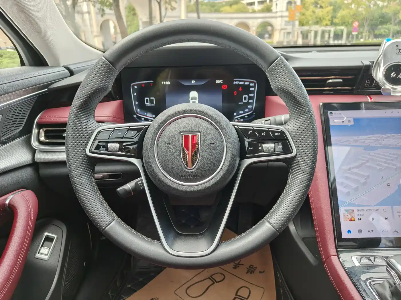 Hongqi H5 2024 1.5T DCT Smart Connect Flag Rhythm Edition фото 7
