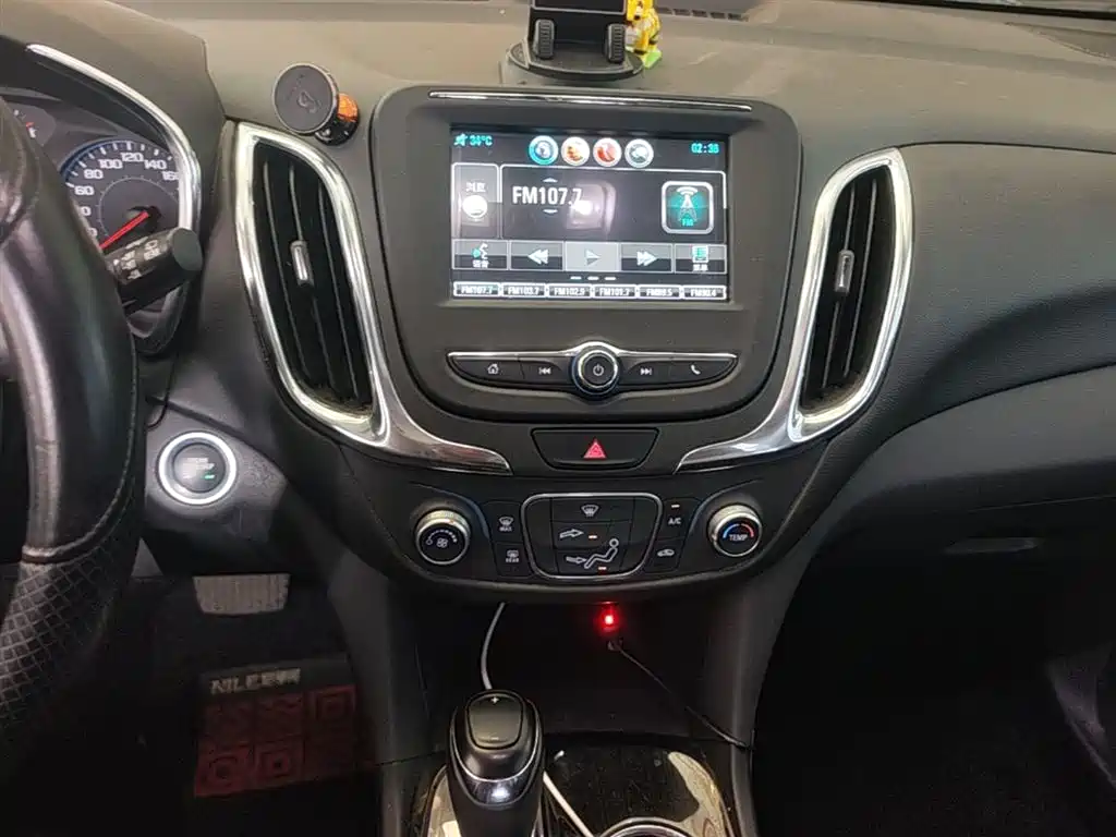 Chevrolet Equinox 2018 535T Automatic Galloping Edition фото 13