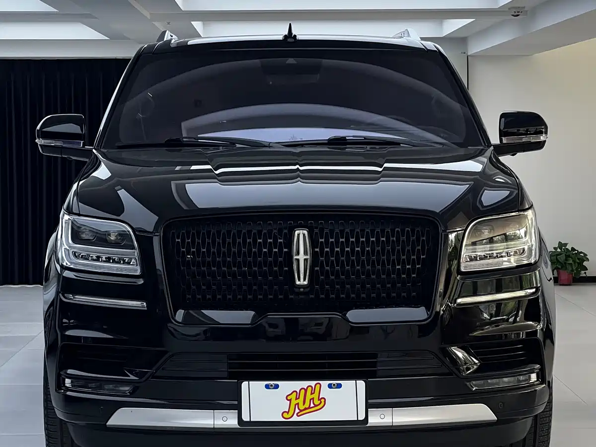 Lincoln Navigator 2019 3.5T Ultimate China VI фото 2